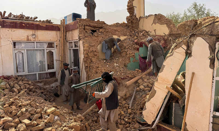 Powerful 6.3 quake kills at least 20  in Afghanistan, hundreds injured